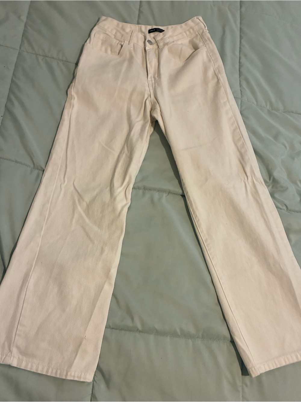SHEIN white jeans boot cut size 27 / 4 / EU 36